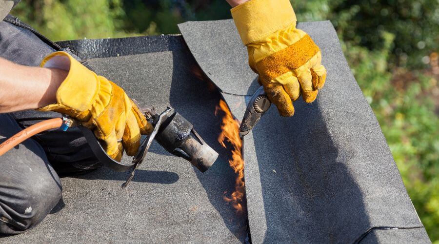 Professional residential roofers in Berthold, ND